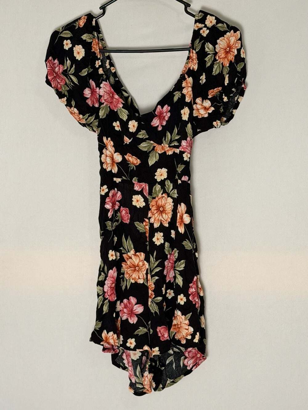 Ambiance Floral Puff Sleeve Romper Size S Black